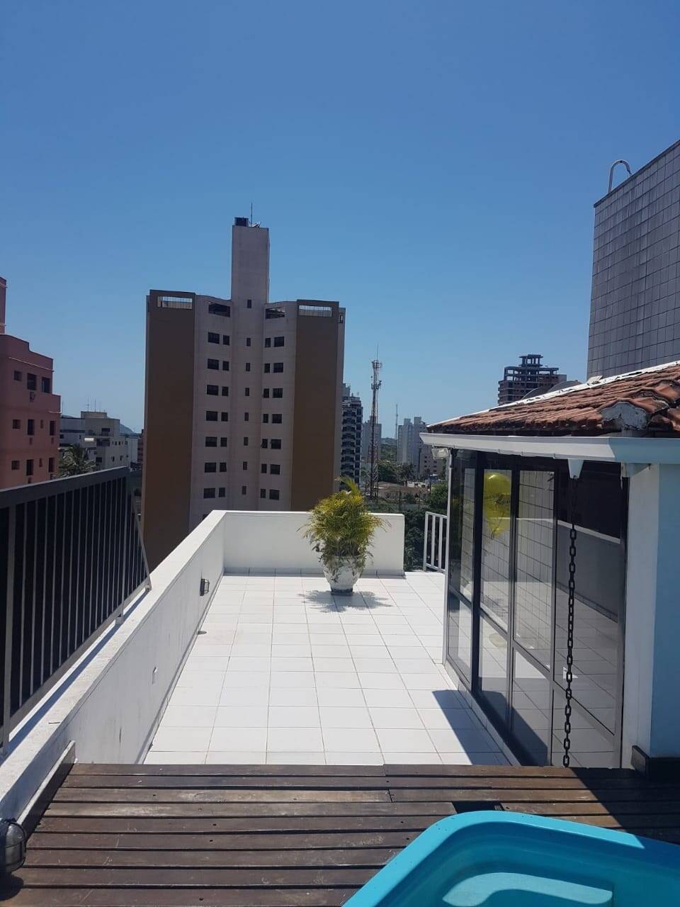 Cobertura, 3 quartos, 220 m² - Foto 2