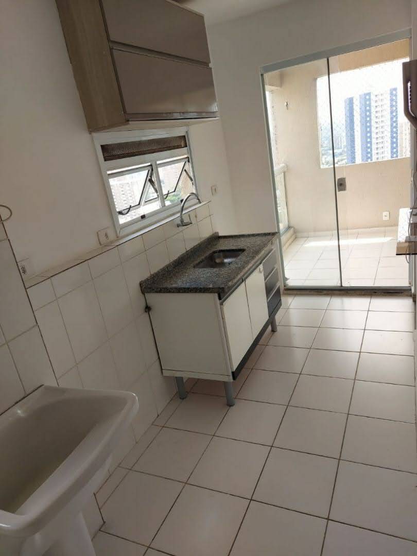 Apartamento à venda e aluguel com 2 quartos, 60m² - Foto 8