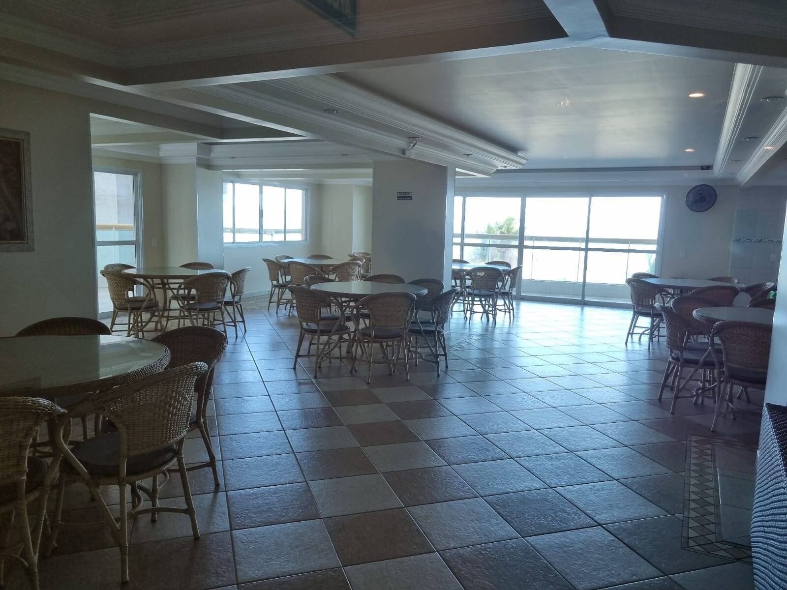 Apartamento para alugar com 2 quartos, 90m² - Foto 23