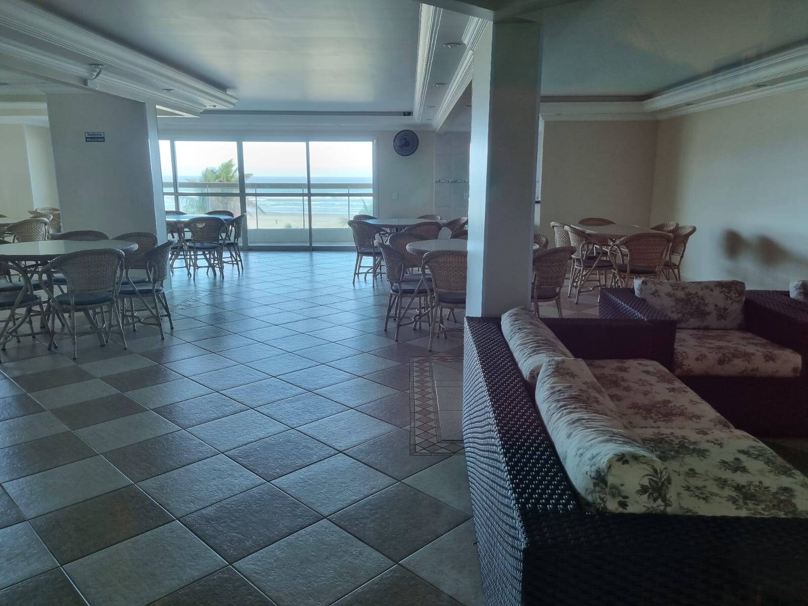 Apartamento para alugar com 2 quartos, 90m² - Foto 20
