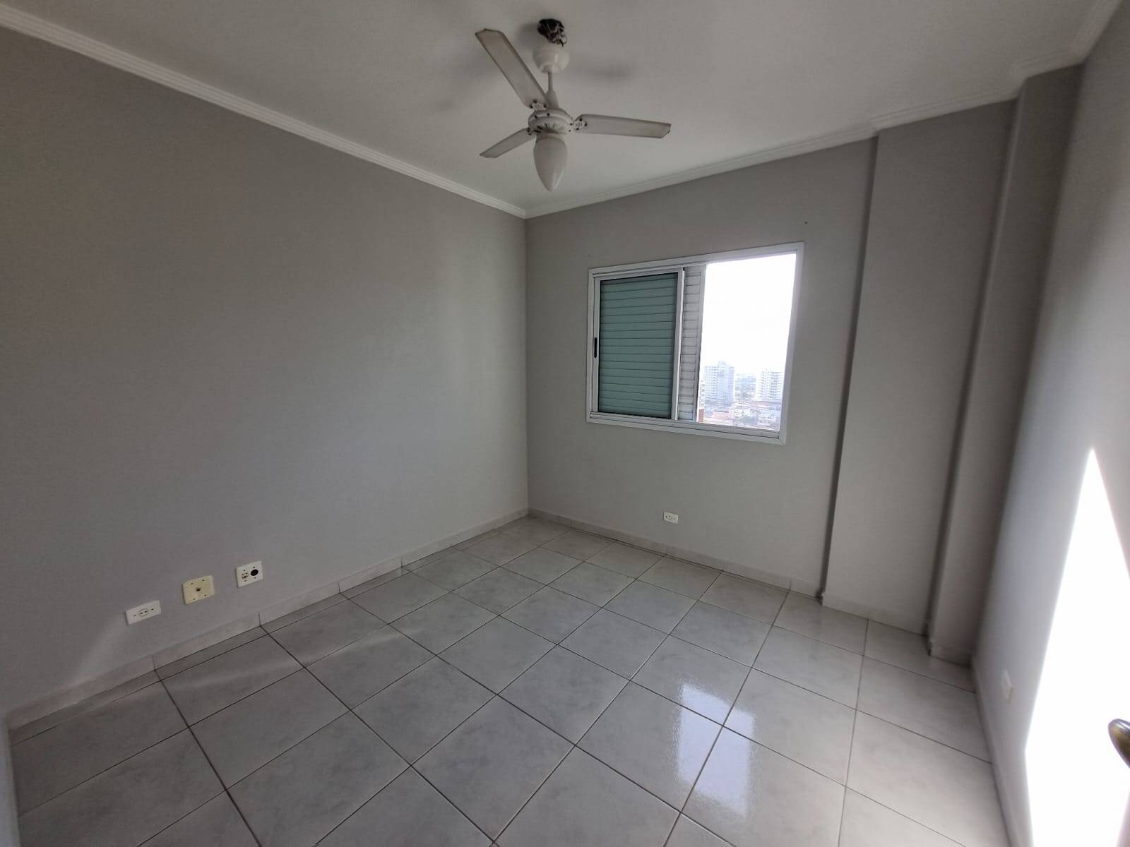 Apartamento para alugar com 2 quartos, 90m² - Foto 10
