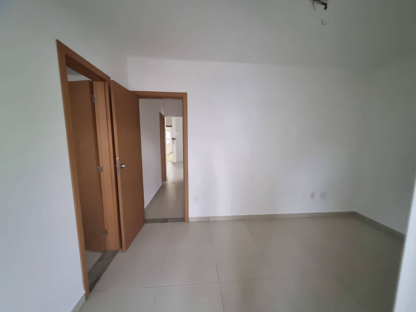 Apartamento para alugar com 2 quartos, 71m² - Foto 10