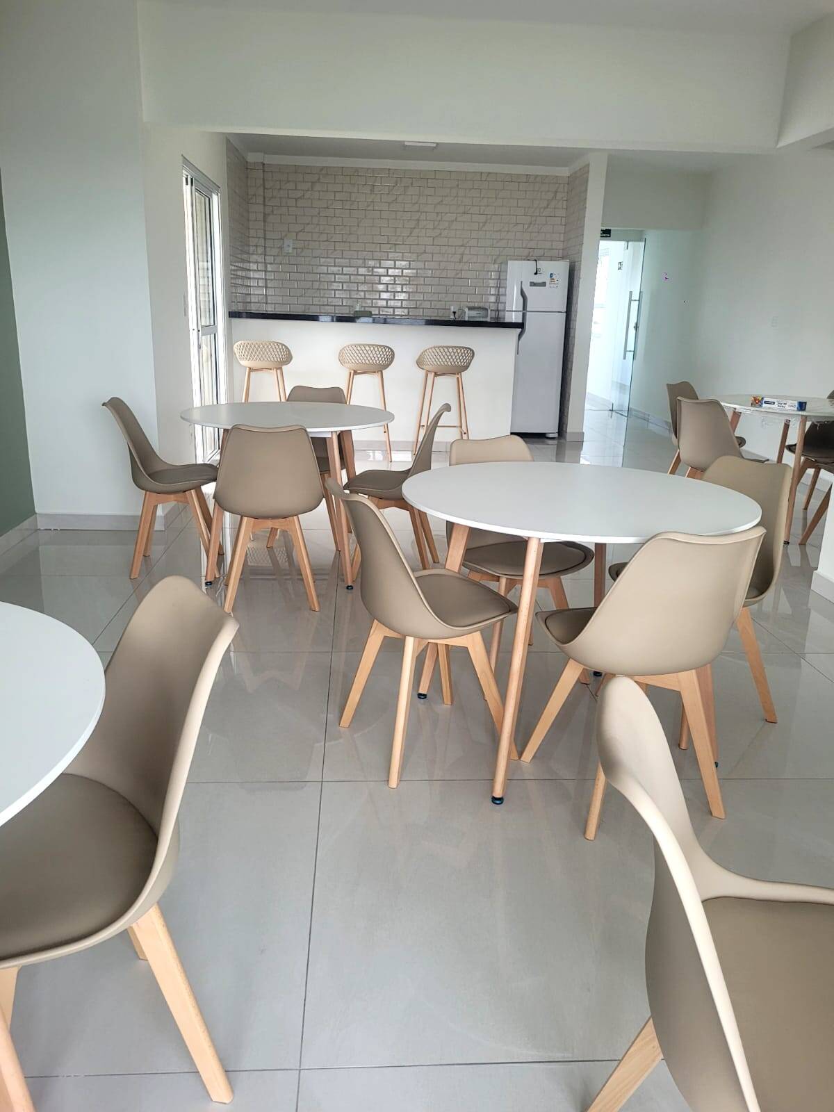 Apartamento para alugar com 2 quartos, 71m² - Foto 18