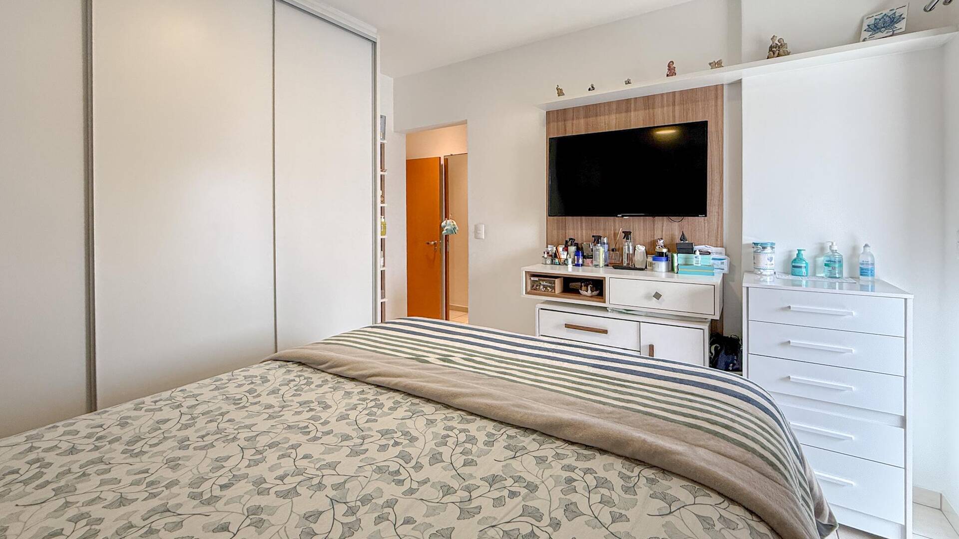 Apartamento, 3 quartos, 121 m² - Foto 3
