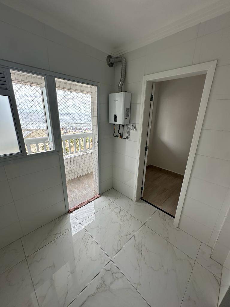 Apartamento para Venda em Praia Grande - 23