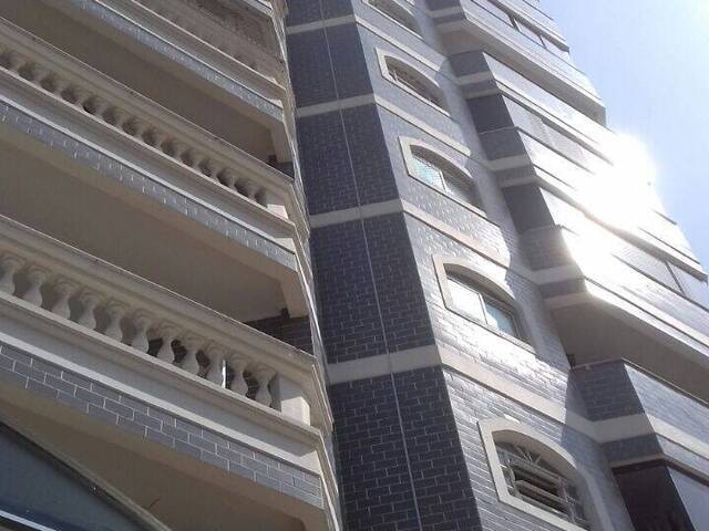 #706 - Apartamento para Venda em Praia Grande - SP