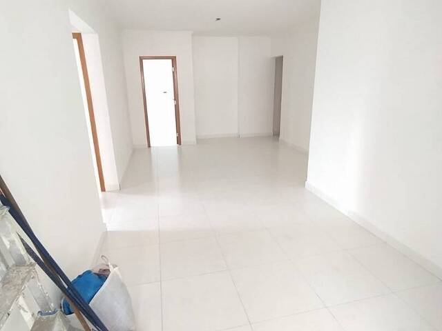 Apartamento para Venda em Praia Grande - 5