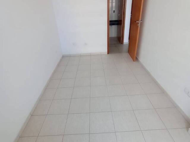 Apartamento para Venda em Praia Grande - 4