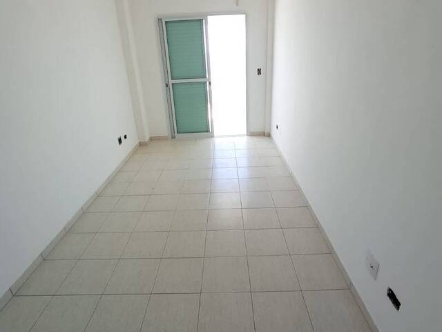 Apartamento para Venda em Praia Grande - 5
