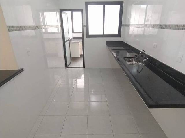 Apartamento para Venda em Praia Grande - 4