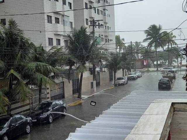 #2712 - Casa para Venda em Praia Grande - SP - 2