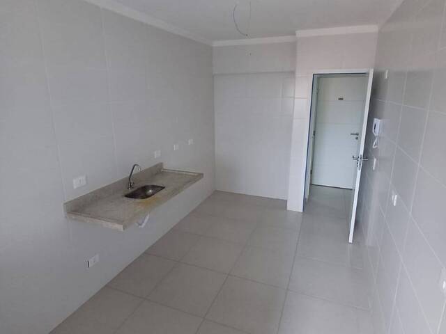 Apartamento para Venda em Guilhermina - 8