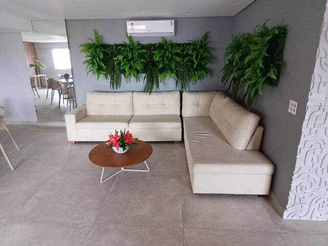 Apartamento para Venda em Guilhermina - 32