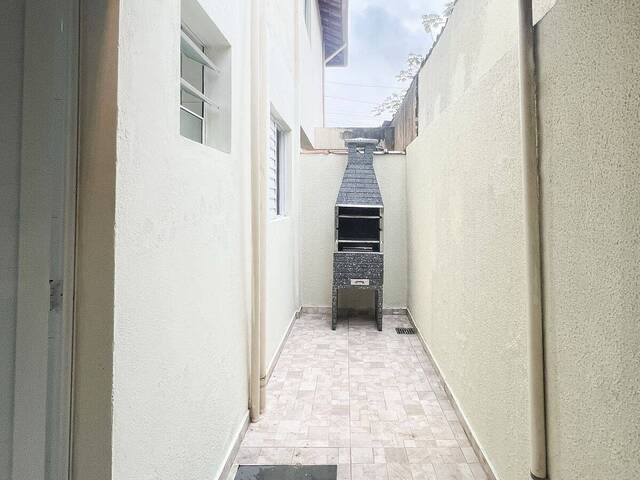 #3240 - Casa para Venda em Praia Grande - SP