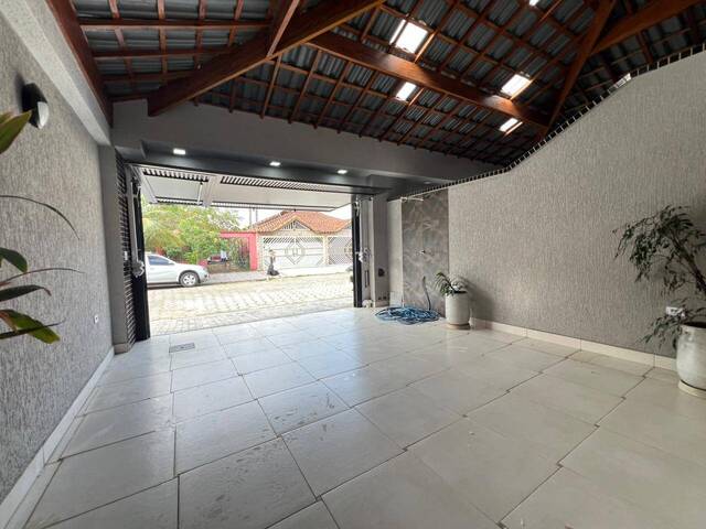 Casa para Venda em Praia Grande - 4
